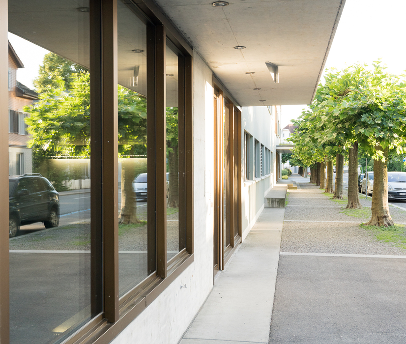 Wohn- und Geschäftshaus